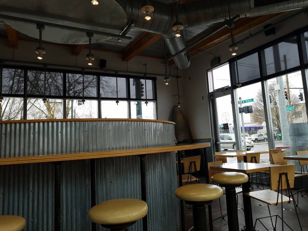 Chipotle Mexican Grill | restaurant | 704 NE Weidler St, Portland, OR 97232, USA | 5032878242 OR +1 503-287-8242