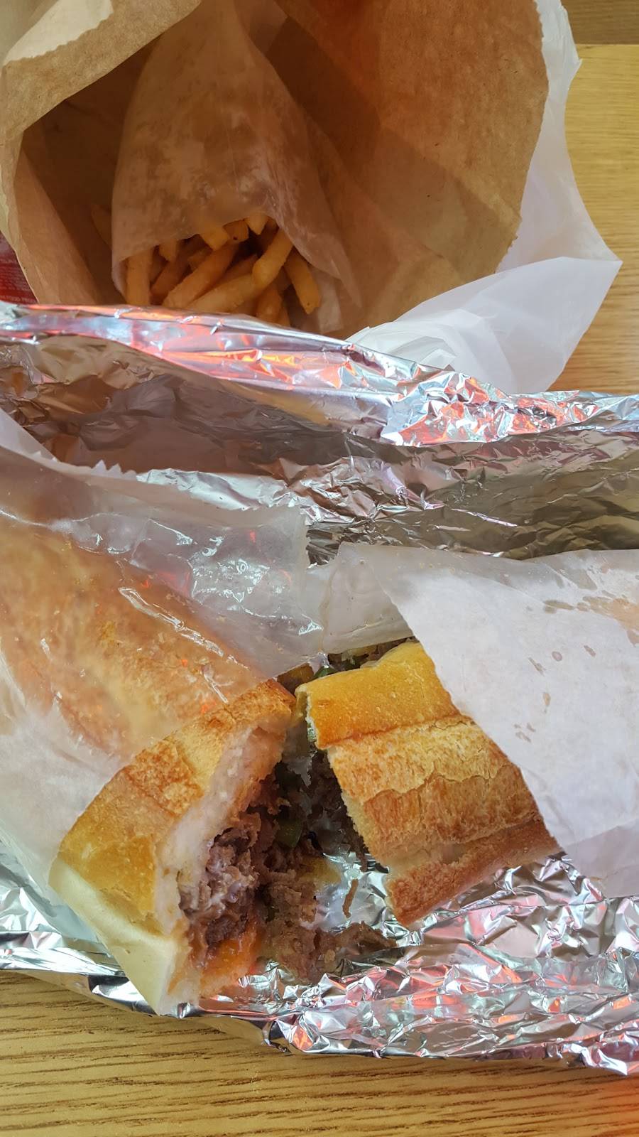 Kennedy Fried Chicken | restaurant | 2371 Grand Concourse, The Bronx, NY 10468, USA | 7185844950 OR +1 718-584-4950