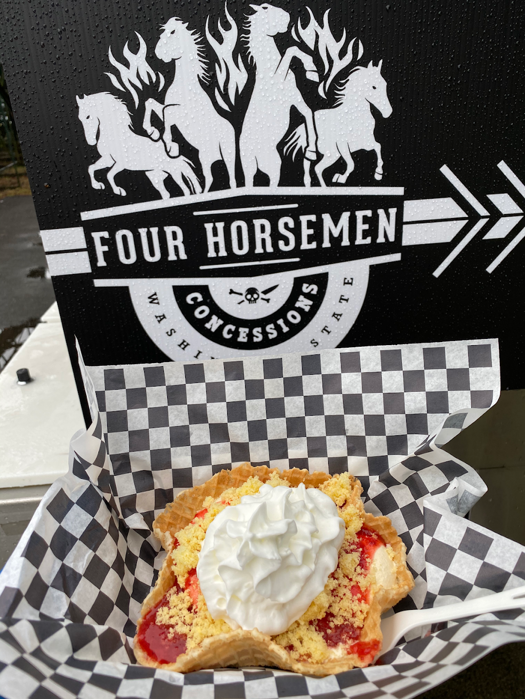 Four Horsemen Concessions | restaurant | 31001 144th Ave SE, Kent, WA 98042, USA | 2534866155 OR +1 253-486-6155