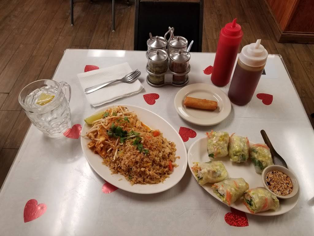 Laos | Thai Restaurant | restaurant | 4520 S 24th St, Omaha, NE 68107, USA | 4027330579 OR +1 402-733-0579