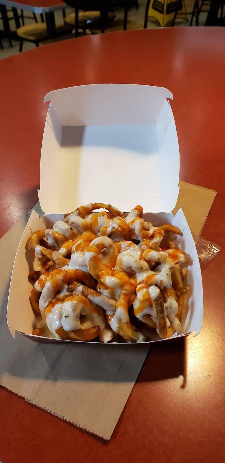 Jack in the Box | restaurant | 1415 S Alameda St, Los Angeles, CA 90021, USA | 2137468827 OR +1 213-746-8827