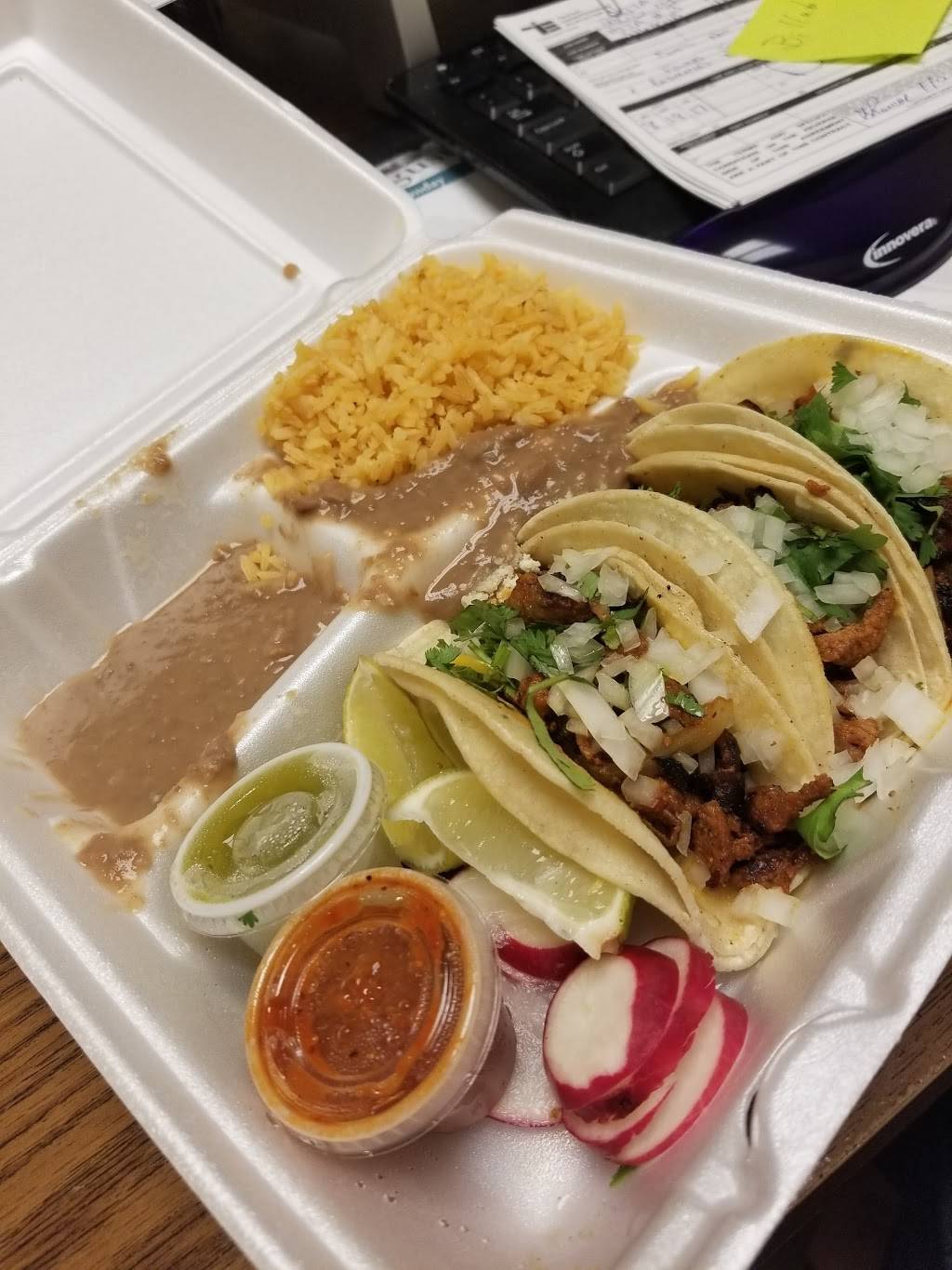 Los Compadres Taqueria | restaurant | 3450 W Walnut St, Garland, TX 75042, USA | 4696263314 OR +1 469-626-3314