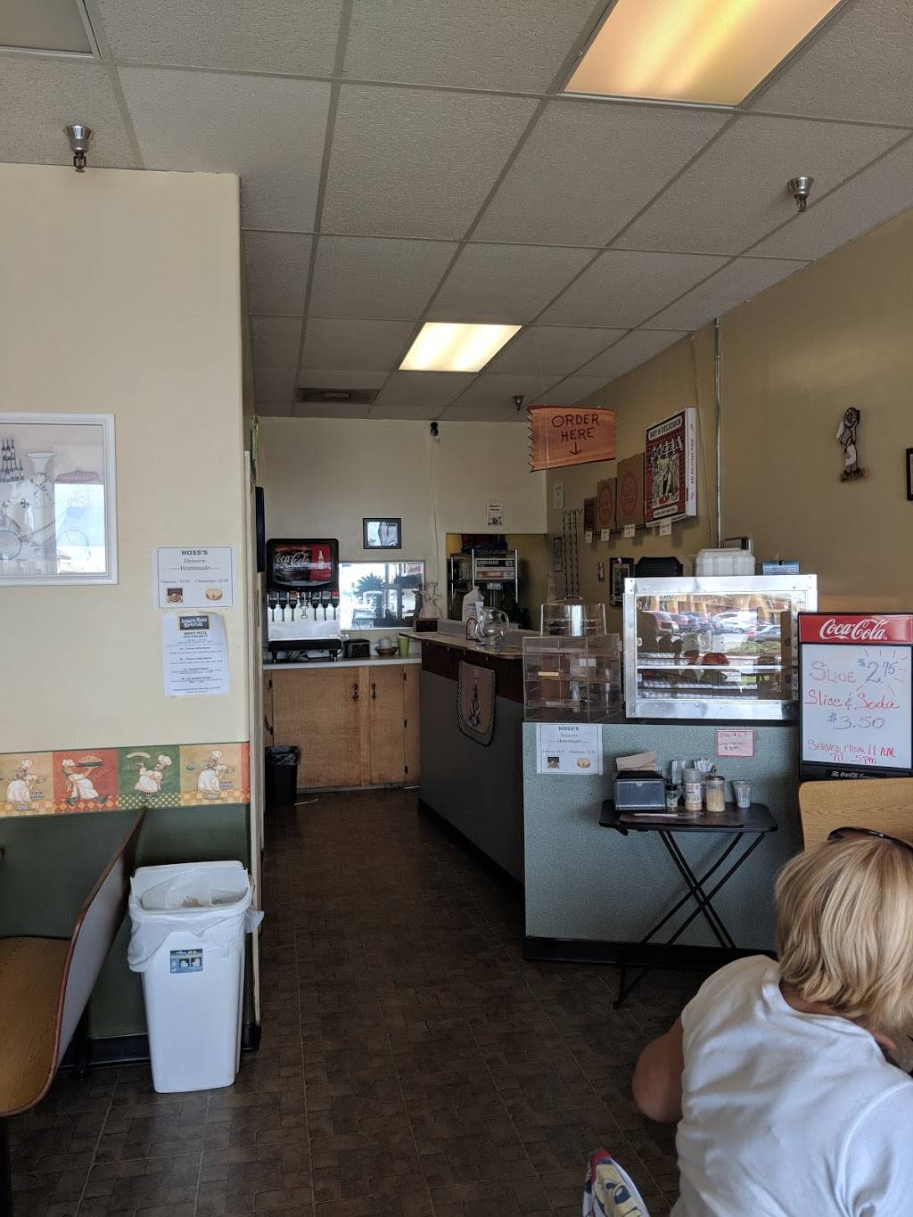 Hosss Pizza | restaurant | 10601 US-441, Leesburg, FL 34788, USA | 3527284677 OR +1 352-728-4677