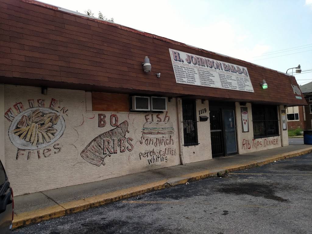 H. Johnson Bar-B-Q | restaurant | 3236, 1119 Lockbourne Rd, Columbus, OH 43206, USA | 6144433980 OR +1 614-443-3980
