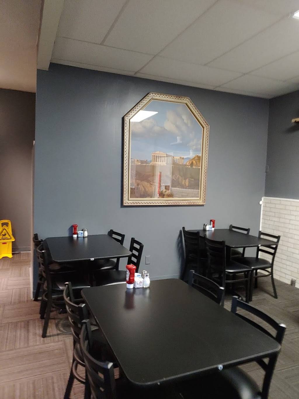 Tinos Greek-American Family Restaurant | restaurant | 5826 Cheviot Rd, Cincinnati, OH 45247, USA | 5132450095 OR +1 513-245-0095