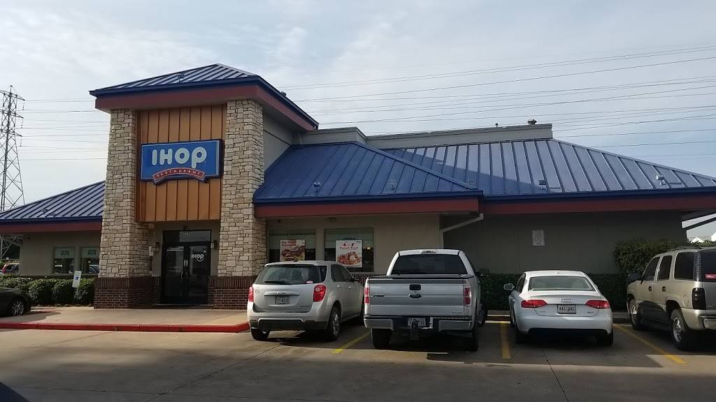 IHOP | restaurant | 2515 Southwest Fwy, Houston, TX 77098, USA | 7135209908 OR +1 713-520-9908