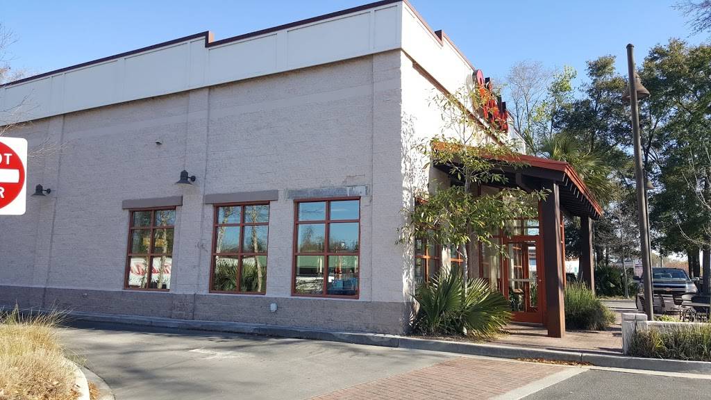 Bojangles Famous Chicken n Biscuits | restaurant | 1644 N Hwy 17, Mt Pleasant, SC 29464, USA | 8432161398 OR +1 843-216-1398