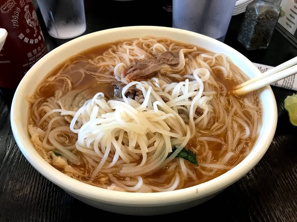 Pho Season | restaurant | 2222 Foothill Blvd Suit B, La Cañada Flintridge, CA 91011, USA | 8182490001 OR +1 818-249-0001