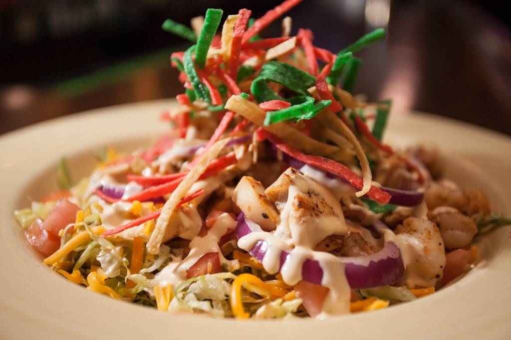 Saloon | restaurant | 112 E College St, Iowa City, IA 52240, USA | 3193543837 OR +1 319-354-3837