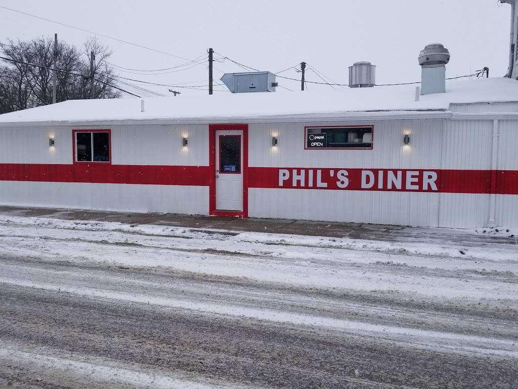 Phils Diner | restaurant | 4975 Railroad St, Elkton, MI 48731, USA | 9893752600 OR +1 989-375-2600