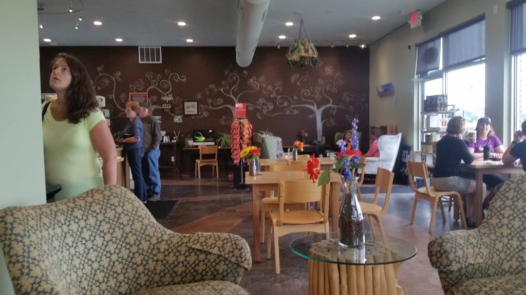 Glas Coffeehouse | cafe | 67 E Maple St, Sturgeon Bay, WI 54235, USA | 9207435575 OR +1 920-743-5575