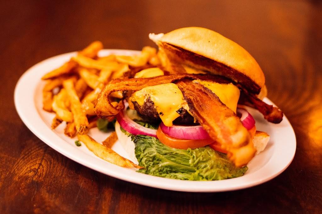 Does Eat Place of Jonesboro | restaurant | 411 W Washington Ave, Jonesboro, AR 72401, USA | 8703332435 OR +1 870-333-2435