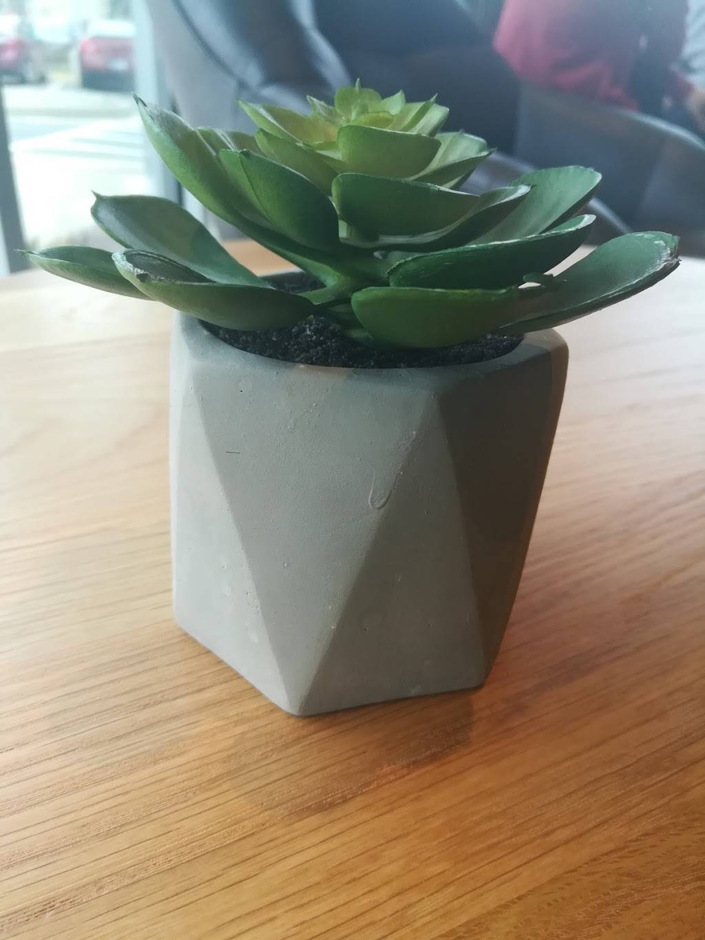 Starbucks | cafe | 227 Hauenstein Rd, Huntington, IN 46750, USA | 2602221043 OR +1 260-222-1043