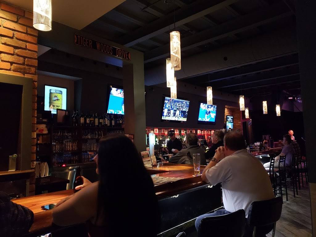 RocN Docs | restaurant | 105 Lakeshore Rd E, Mississauga, ON L5G 1E2, Canada | 9058911754 OR +1 905-891-1754