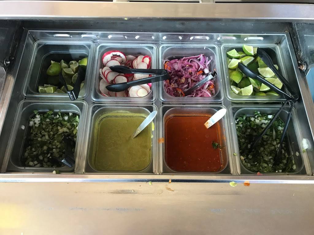 Taqueria Los 4 Brothers | restaurant | 8705 Airline Dr #1006, Houston, TX 77037, USA | 7133224839 OR +1 713-322-4839