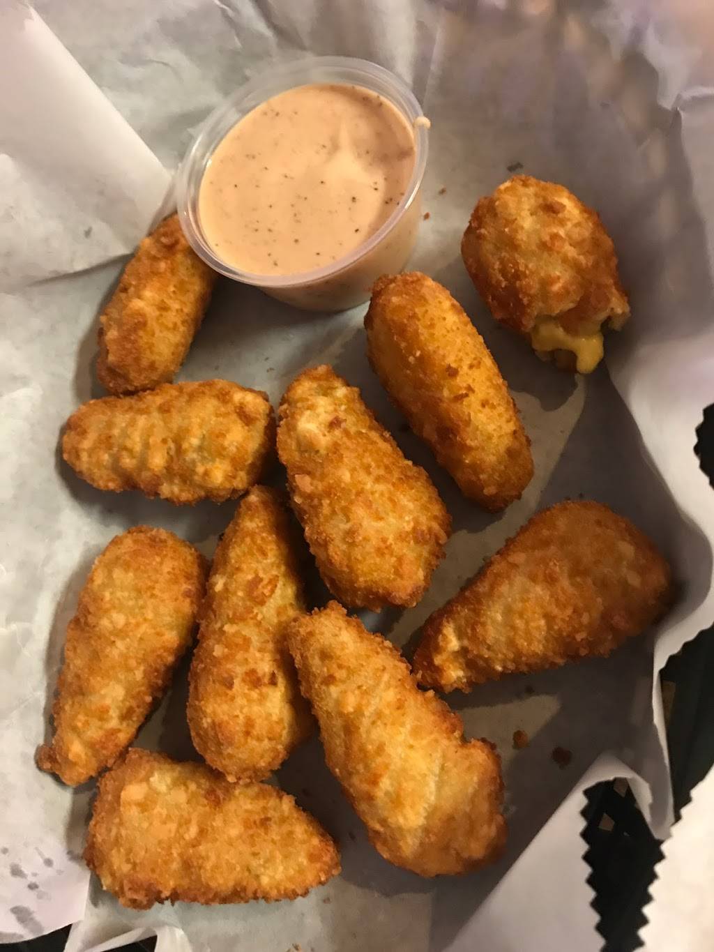 Tony Pepperoni | meal delivery | 2158 Mayport Rd #7, Atlantic Beach, FL 32233, USA | 9043720771 OR +1 904-372-0771