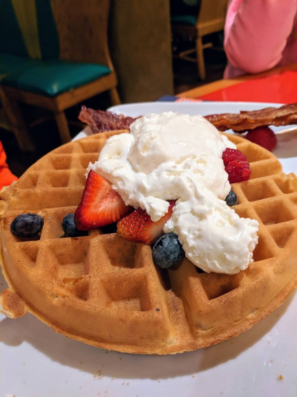 Whispering Canyon Cafe | restaurant | 901 Timberline Dr, Orlando, FL 32830, USA | 4079393463 OR +1 407-939-3463