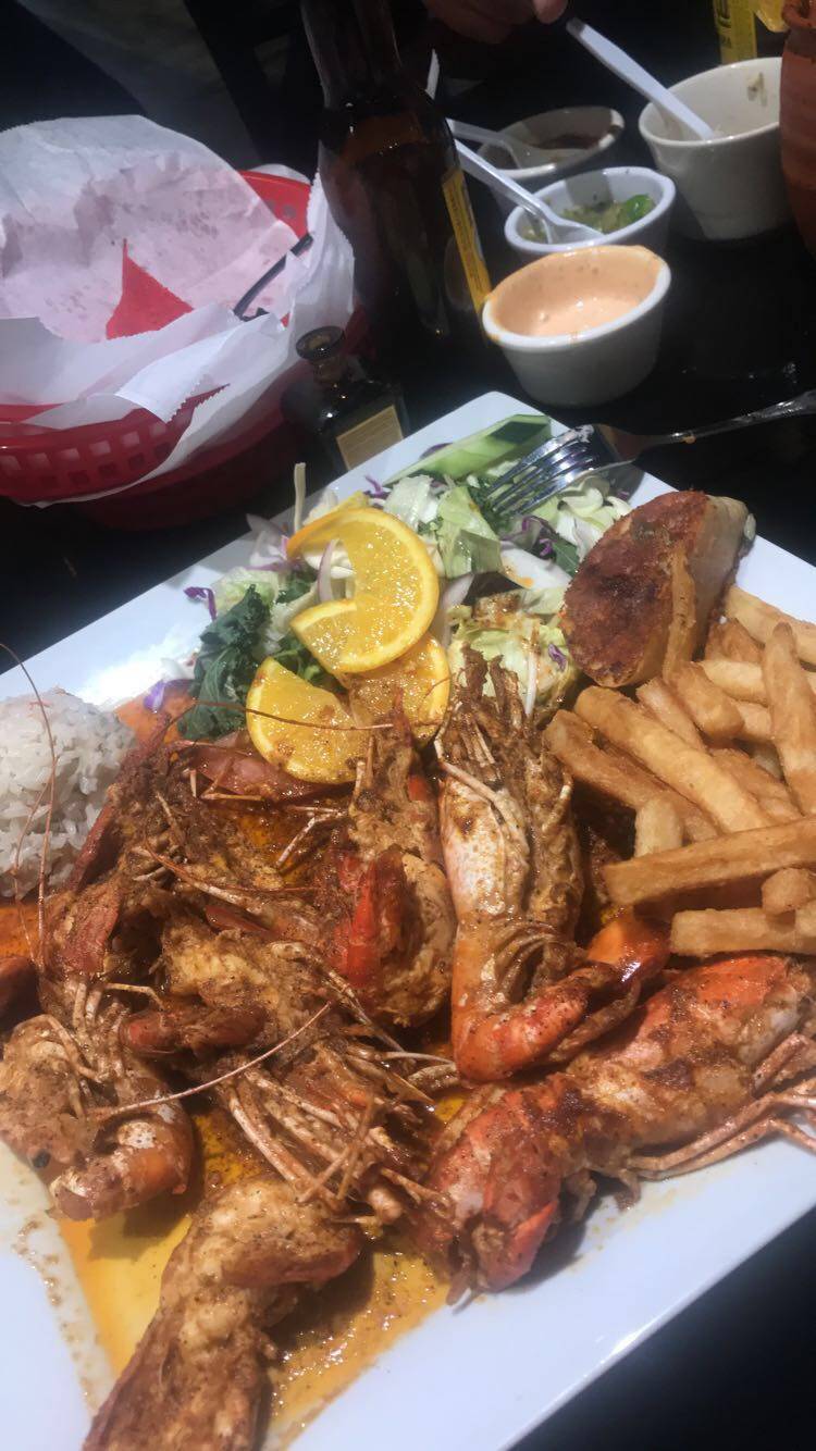 Mi Vallarta | night club | 1101 N La Fox St, South Elgin, IL 60177, USA | 2242277222 OR +1 224-227-7222