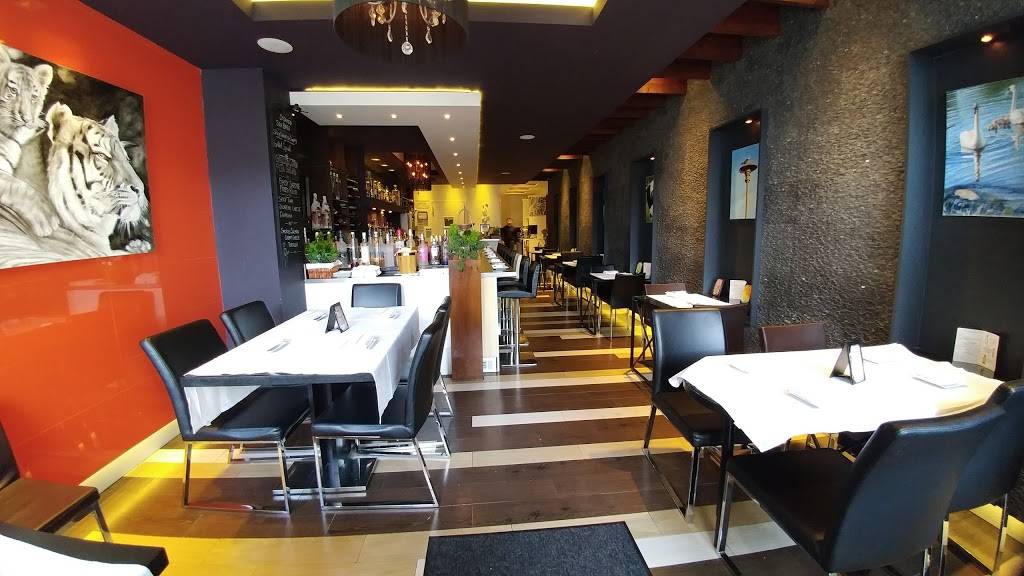 Ichiz | restaurant | 301 Main St, Huntington, NY 11743, USA | 6314700210 OR +1 631-470-0210