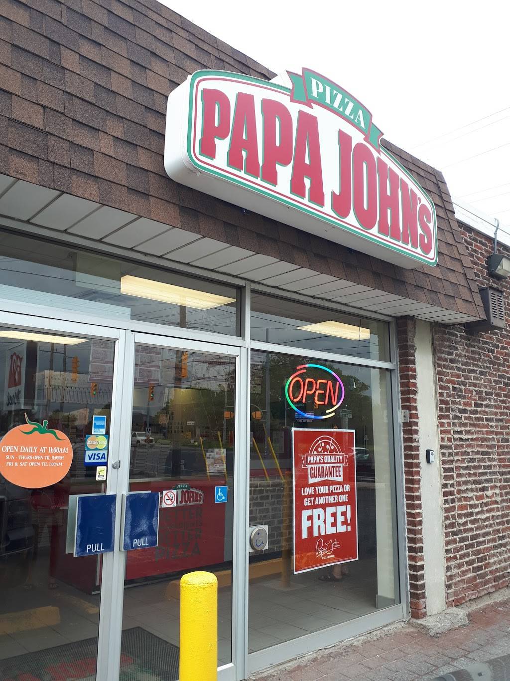 Papa Johns Pizza | restaurant | 198 Lansdowne St E Unit 1, Peterborough, ON K9J 7N9, Canada | 7057434545 OR +1 705-743-4545