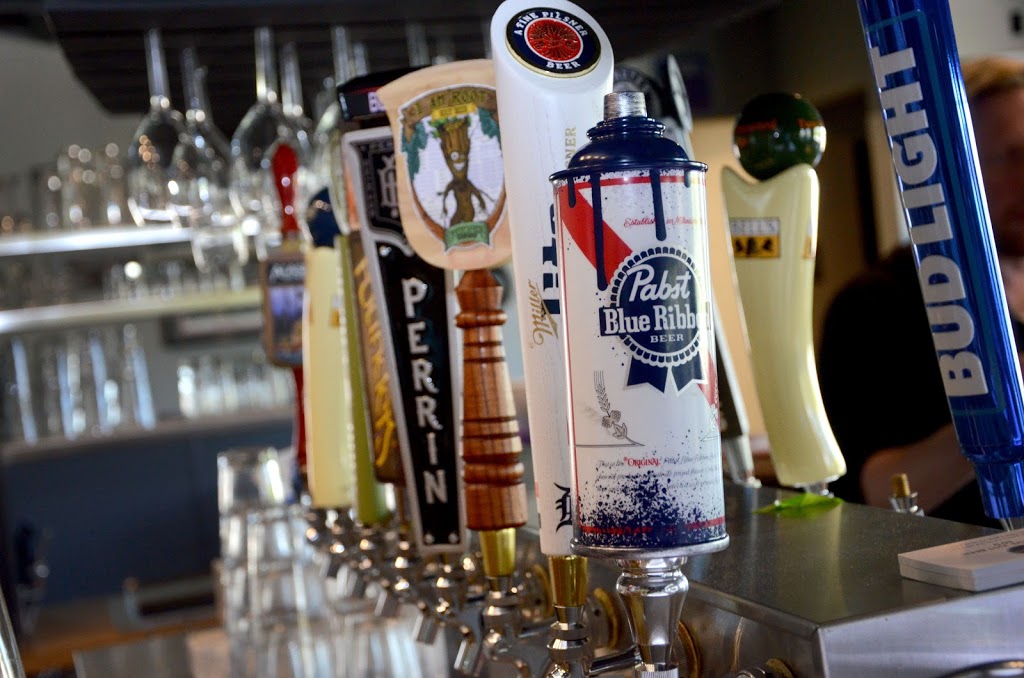 Turnstiles Bar | restaurant | 526 Stocking Ave NW, Grand Rapids, MI 49504, USA | 6163305483 OR +1 616-330-5483