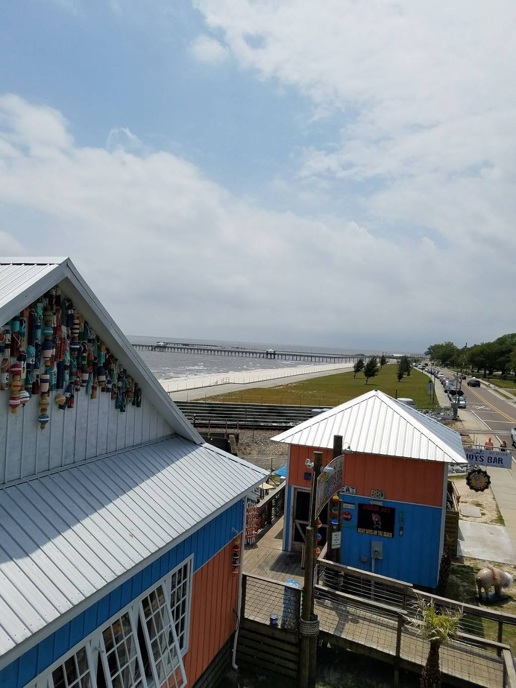 Tripletails Restaurant | restaurant | 113 S Beach Blvd, Bay St Louis, MS 39520, USA | 2282311146 OR +1 228-231-1146