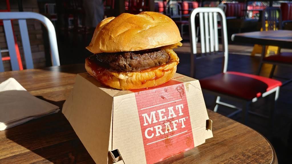 Long John Silvers | restaurant | 7720 Main St #10, Fogelsville, PA 18051, USA | 6103668815 OR +1 610-366-8815