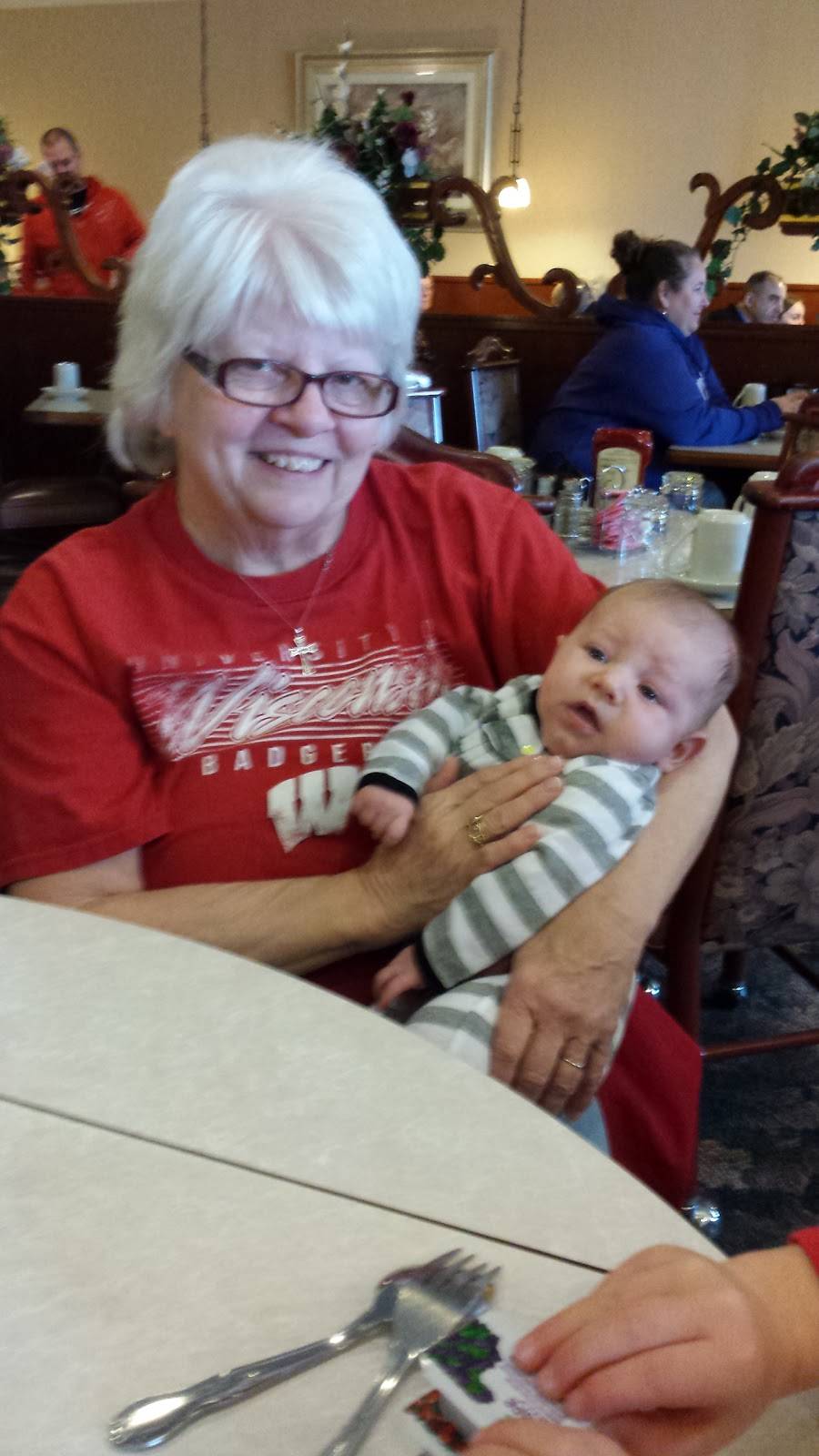 Spring Garden Restaurant | restaurant | 255 S Century Ave, Waunakee, WI 53597, USA | 6088503732 OR +1 608-850-3732