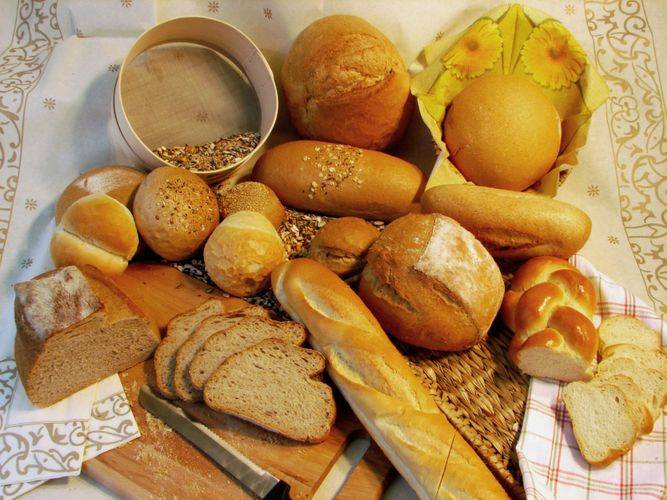 Welcome 2 Europa | restaurant | 628 Wellwood Ave, Lindenhurst, NY 11757, USA | 6319917790 OR +1 631-991-7790