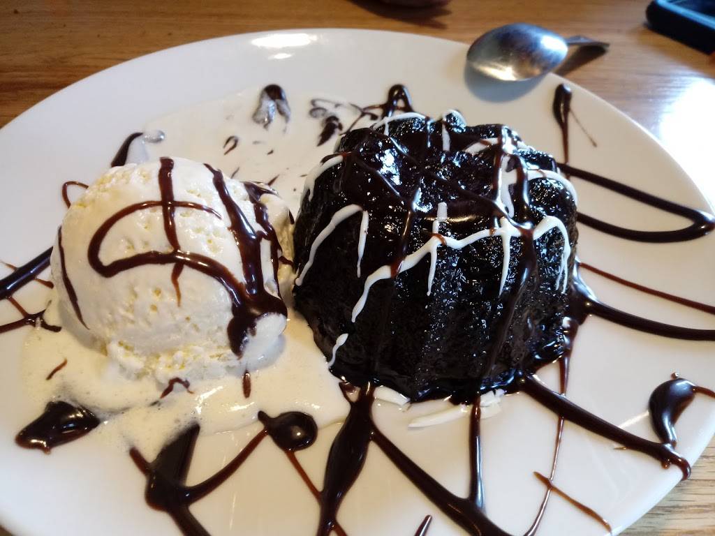 Applebees Grill + Bar | restaurant | 693 N McCarran Blvd, Sparks, NV 89431, USA | 7753585811 OR +1 775-358-5811