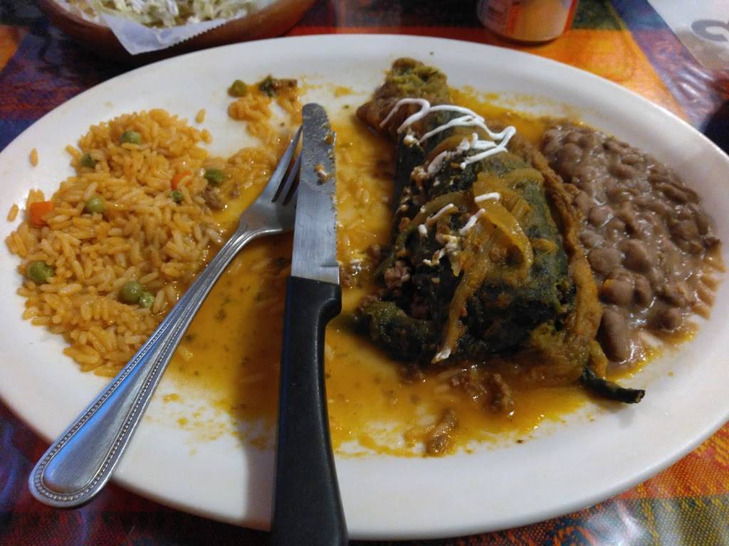 El Molcajete Mexican Food | restaurant | 271 Old Croton Rd, Flemington, NJ 08822, USA | 9082371553 OR +1 908-237-1553