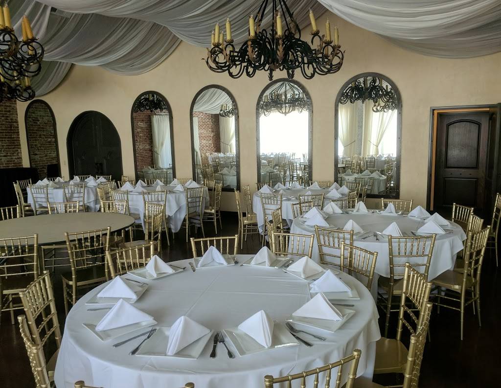 DVine | restaurant | 132 W Commonwealth Ave, Fullerton, CA 92832, USA | 7145920001 OR +1 714-592-0001