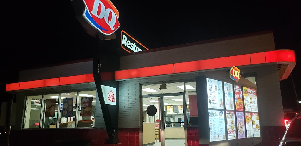Dairy Queen | restaurant | 2178 Main St, Eagle Pass, TX 78852, USA | 8307736010 OR +1 830-773-6010