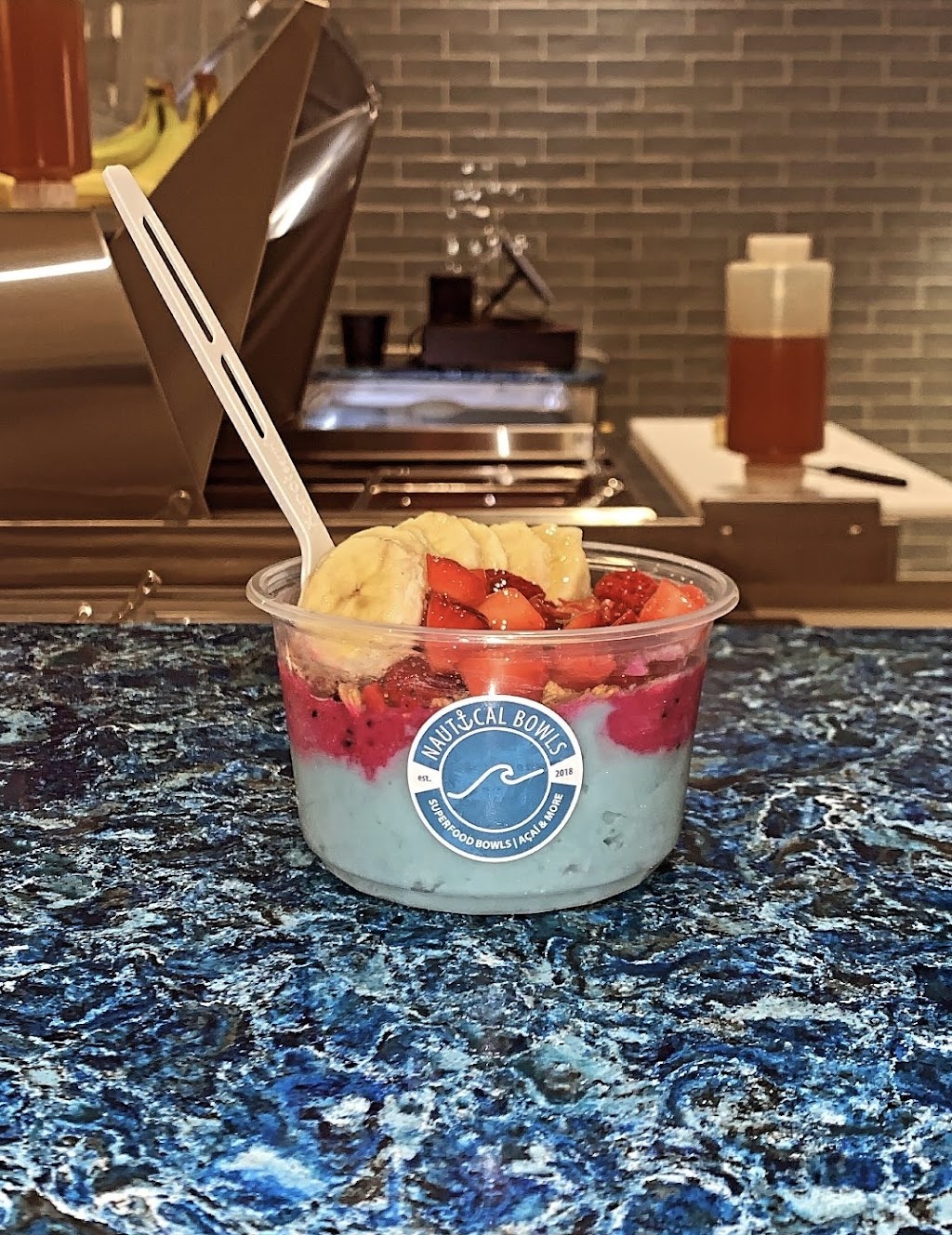 Nautical Bowls | restaurant | 15609 Grove Cir N, Maple Grove, MN 55369, USA | 7634323197 OR +1 763-432-3197