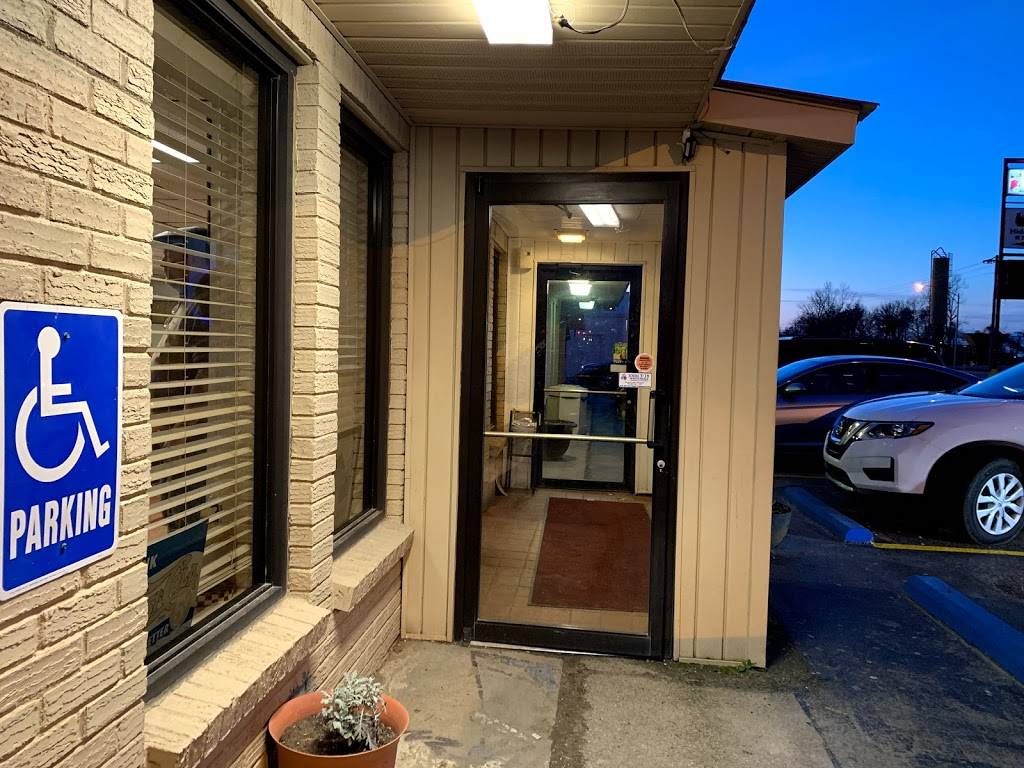 Johnsons Fish House & Diner | restaurant | 329 US-64, Wynne, AR 72396, USA | 8702383536 OR +1 870-238-3536