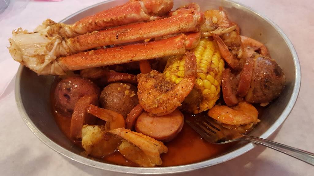 The Juicy Crab - Westside | restaurant | 8106 Blanding Blvd, Jacksonville, FL 32244, USA | 9043795517 OR +1 904-379-5517