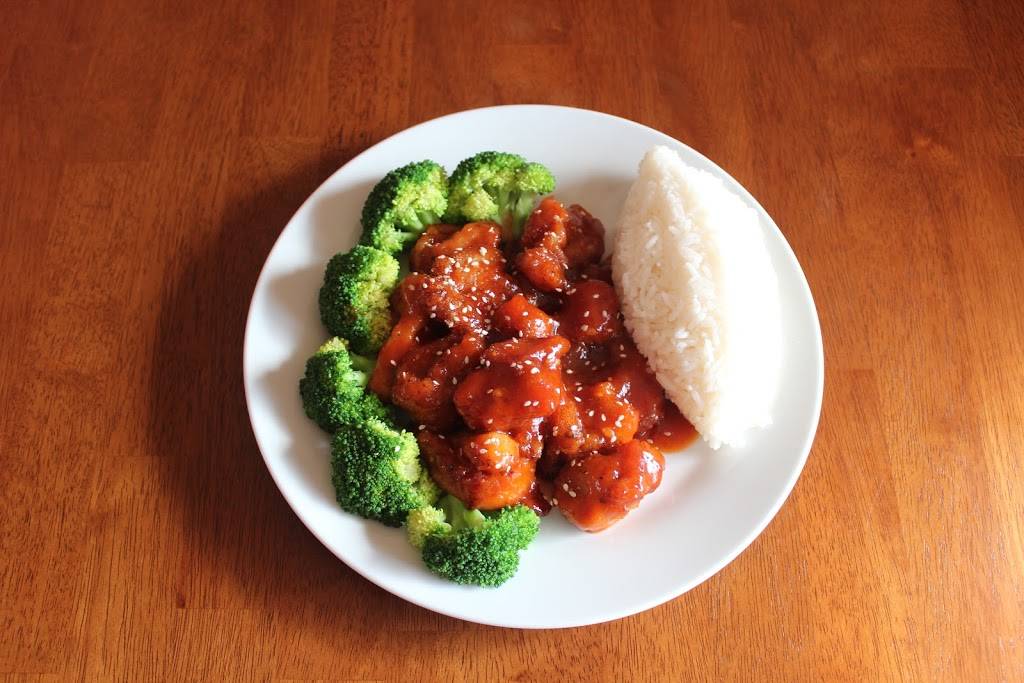 Pho-White Center | restaurant | 9642 16th Ave SW, Seattle, WA 98106, USA | 2064201685 OR +1 206-420-1685