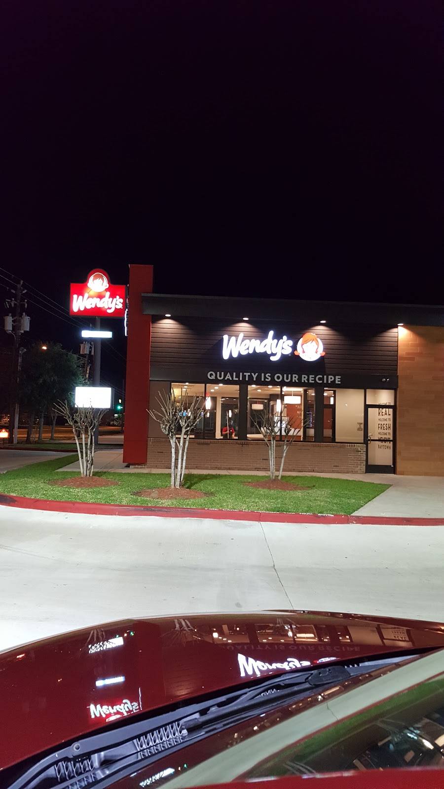 Wendys | restaurant | 6806 Garth Rd, Baytown, TX 77521, USA | 8322847655 OR +1 832-284-7655