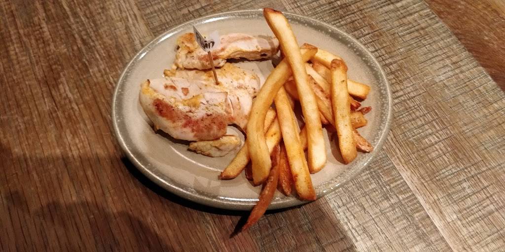 Nandos Peri-Peri | restaurant | 4231 Wisconsin Ave, Washington, DC 20016, USA | 2028211312 OR +1 202-821-1312