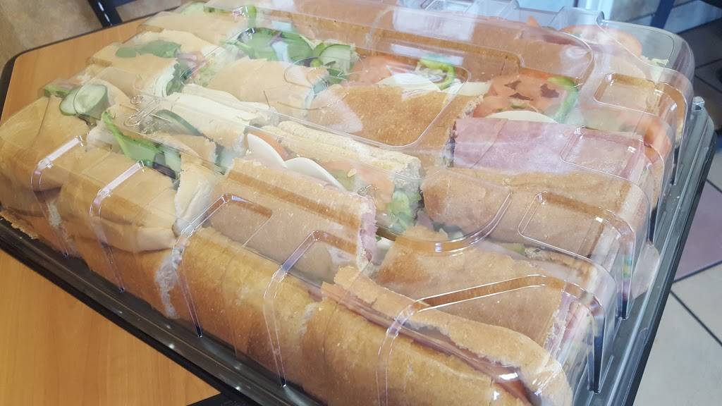 Subway Restaurants | restaurant | 1270 S La Cienega Blvd, Los Angeles, CA 90035, USA | 3102891679 OR +1 310-289-1679