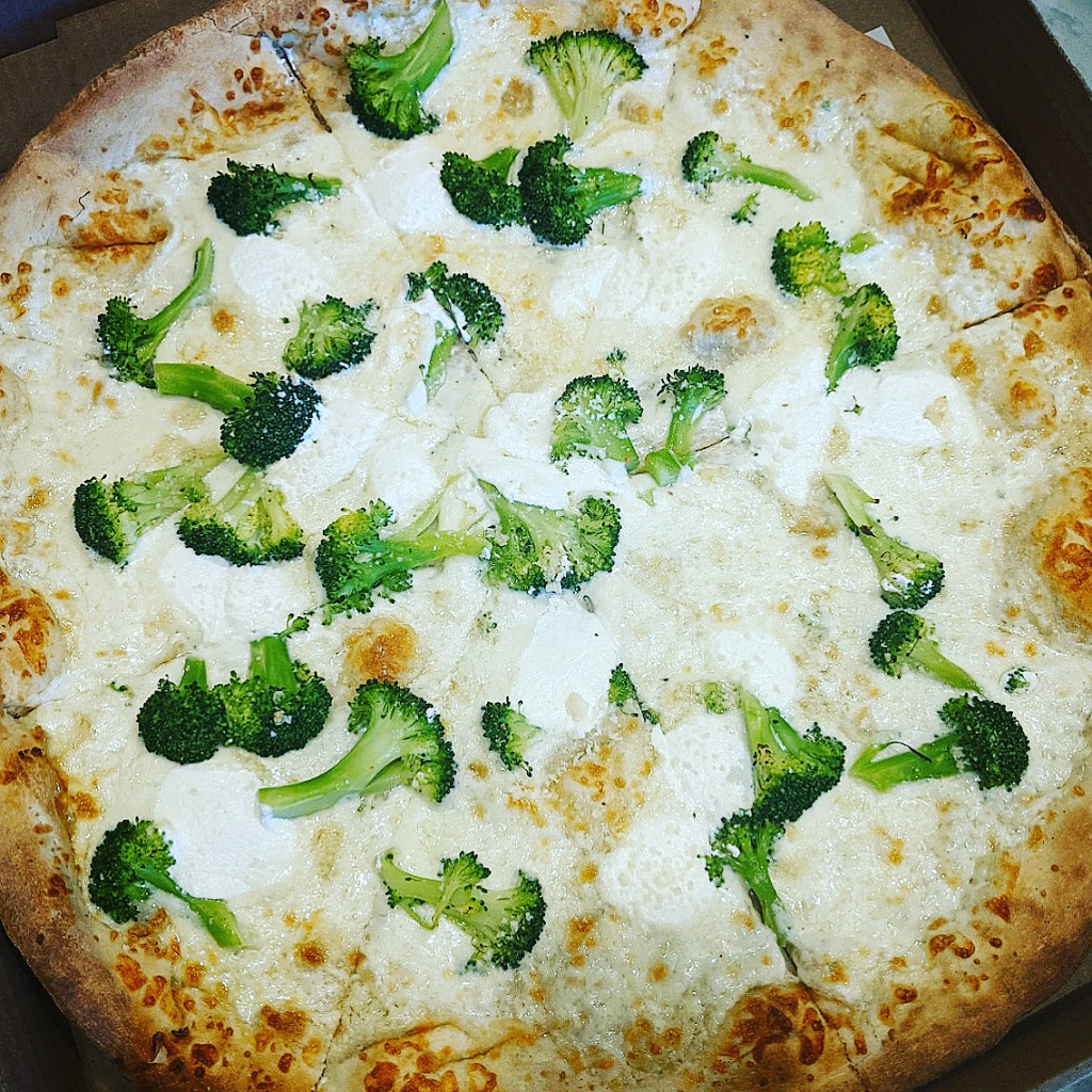 Pop-Pops NY Pizza | restaurant | 180 N County Line Rd, Jackson Township, NJ 08527, USA | 7323639100 OR +1 732-363-9100