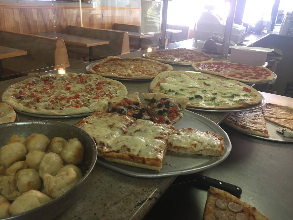 Campus Pizza | restaurant | 22 E 4th St, Bethlehem, PA 18015, USA | 6108676222 OR +1 610-867-6222