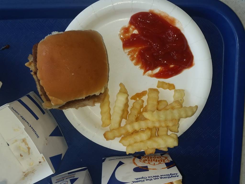 White Castle | restaurant | 2238 Forest Ave, Staten Island, NY 10303, USA | 7188161610 OR +1 718-816-1610