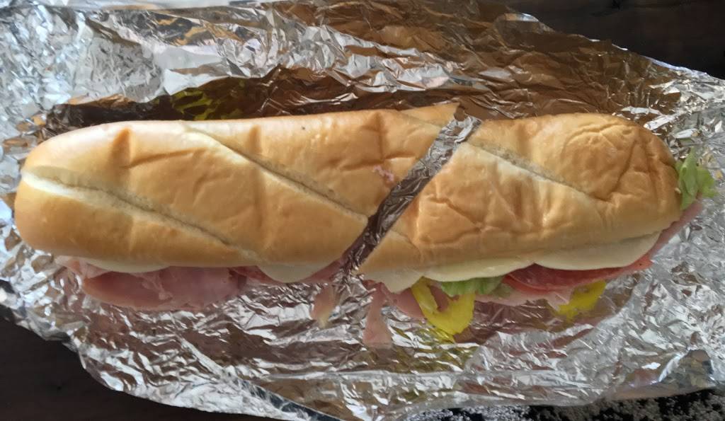 Mikeys Pizza | restaurant | 806 E 3rd Ave, New Smyrna Beach, FL 32169, USA | 3864236854 OR +1 386-423-6854