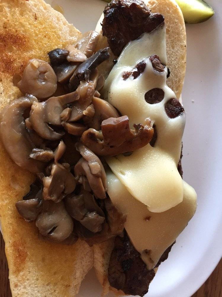 Lindeys Prime Steak House | restaurant | 3600 Snelling Ave N, Arden Hills, MN 55112, USA | 6516339813 OR +1 651-633-9813