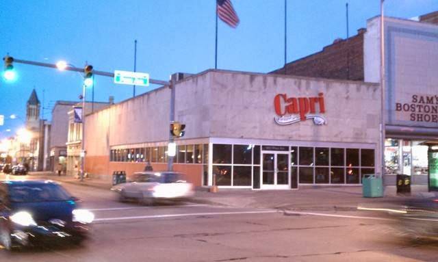 Capri Pizzeria and Bar | restaurant | 6001 Penn Ave #3922, Pittsburgh, PA 15206, USA | 4123631250 OR +1 412-363-1250