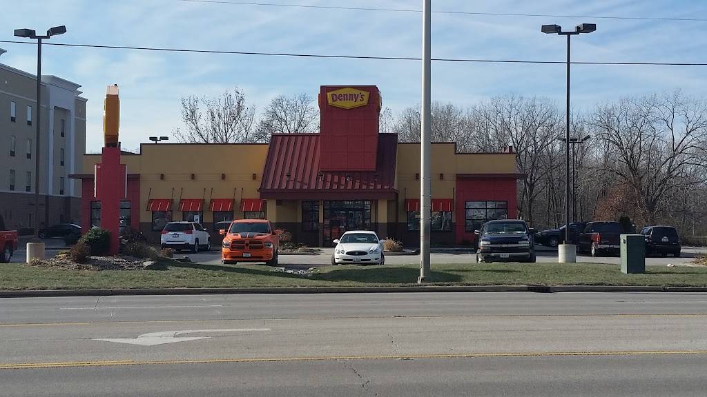 Dennys | restaurant | 1307 N Keller Dr, Effingham, IL 62401, USA | 2173424543 OR +1 217-342-4543