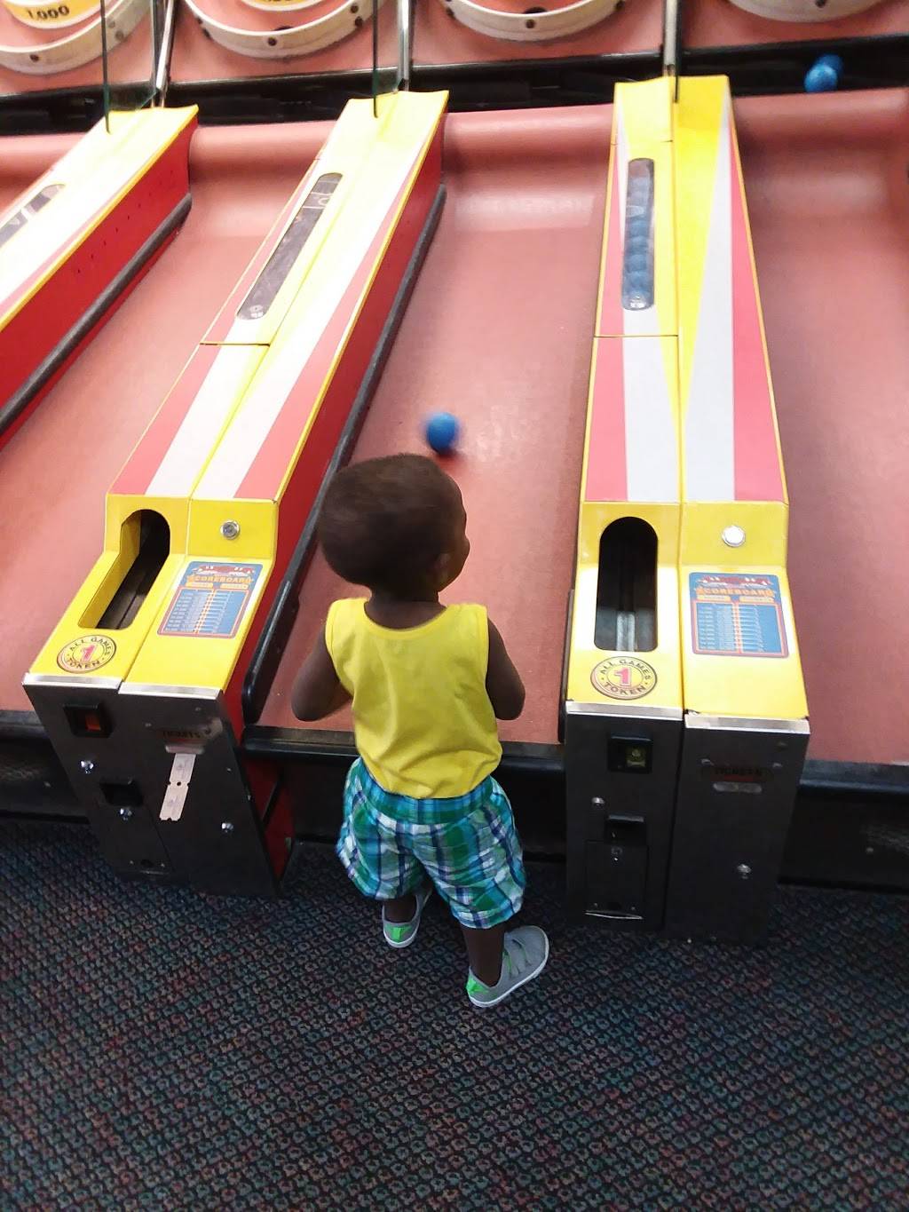 Chuck E. Cheese | restaurant | 4383 Mall Dr, Tupelo, MS 38804, USA | 6628420788 OR +1 662-842-0788