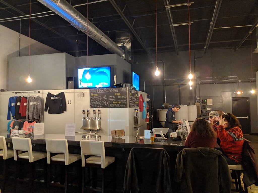 Deadline Brewing Project | restaurant | 2272 W Great Neck Rd #2268, Virginia Beach, VA 23451, USA | 7575024980 OR +1 757-502-4980