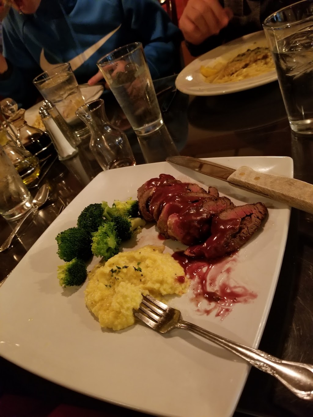 Italiannas Ristorante and Gelateria | restaurant | 2650 Washburn Way, Klamath Falls, OR 97603, USA | 5418872236 OR +1 541-887-2236